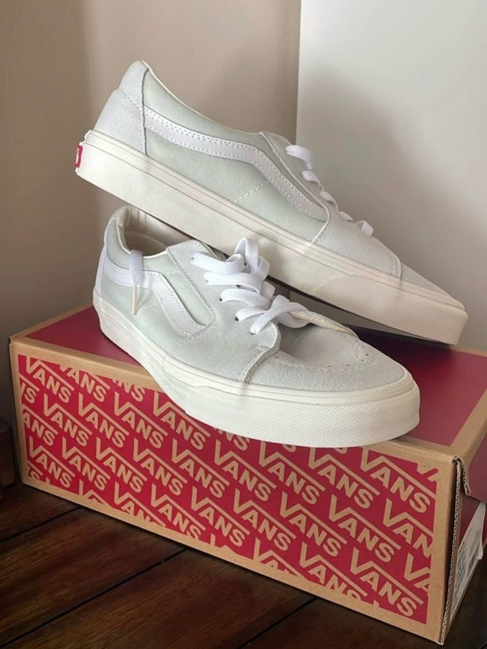 Vans Shoes Sk8-Low unisex men’s 9.5 or women’s 11 nwt new  Low Top